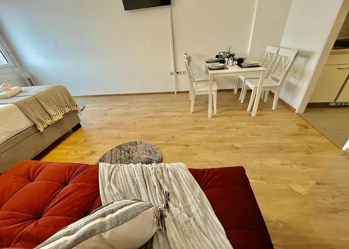 Апартаменты Center Am Schwedenplatz *